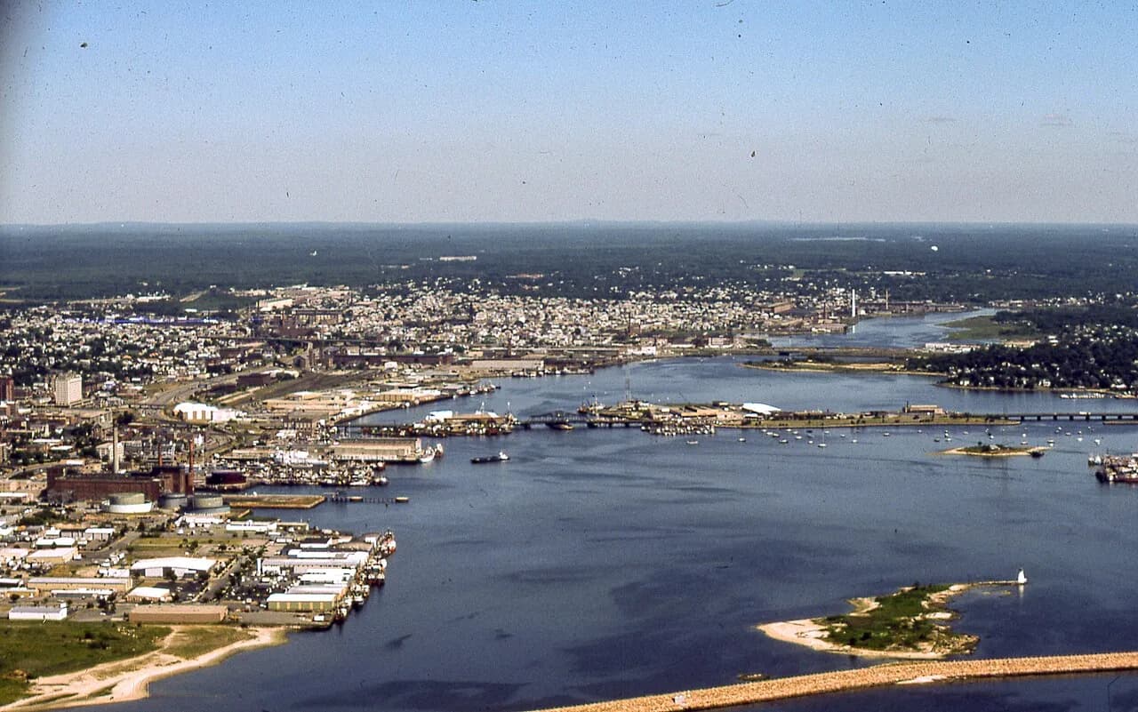 New Bedford Harbor, 1988